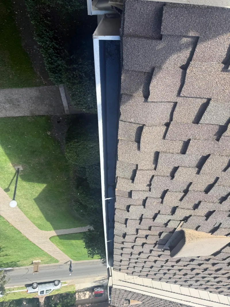Gutter Cleaning and Maintenance in Sacramento, CA