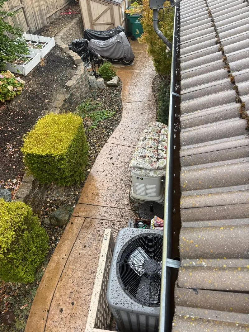 Gutter Cleaning and Maintenance in El Dorado Hills, CA