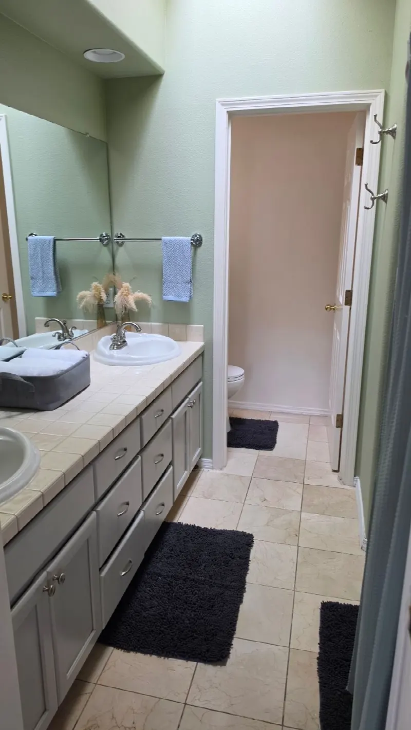 House Cleaning in Clackamas, OR